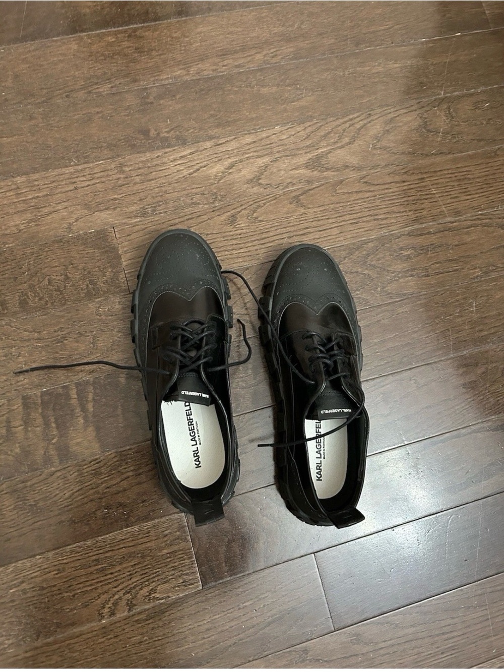 Karl Lagerfeld Black Leather Lace-Up Wingtip Oxfords